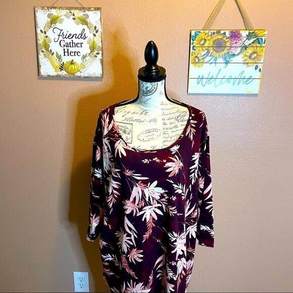 Catherine’s Maroon and pink floral top - Picture 1 of 7